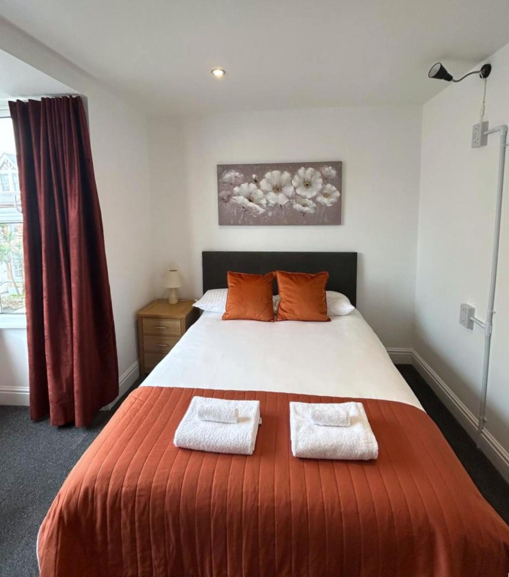 Reef Lodge New Quay Exteriör bild
